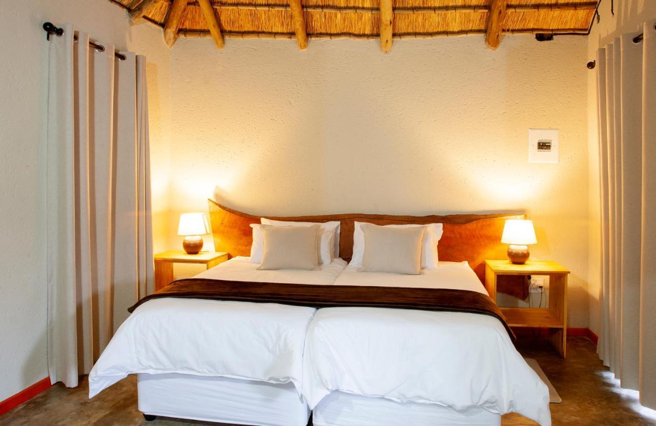 Bongan Safari Lodge Mbabat Exterior photo